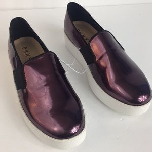 New DKNY slip on women’s fashion sneakers